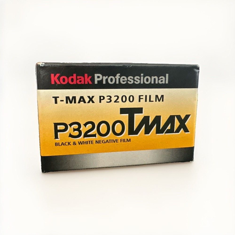 Kodak T-MAX P3200 Black & White 35mm/135 Film 3200 ISO 36 Exp (CAT 151 6798)